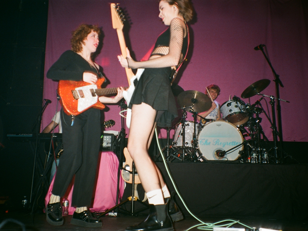 FILM GALLERY: THE REGRETTES LIVE AT CHANCE THEATER 03/06/2022